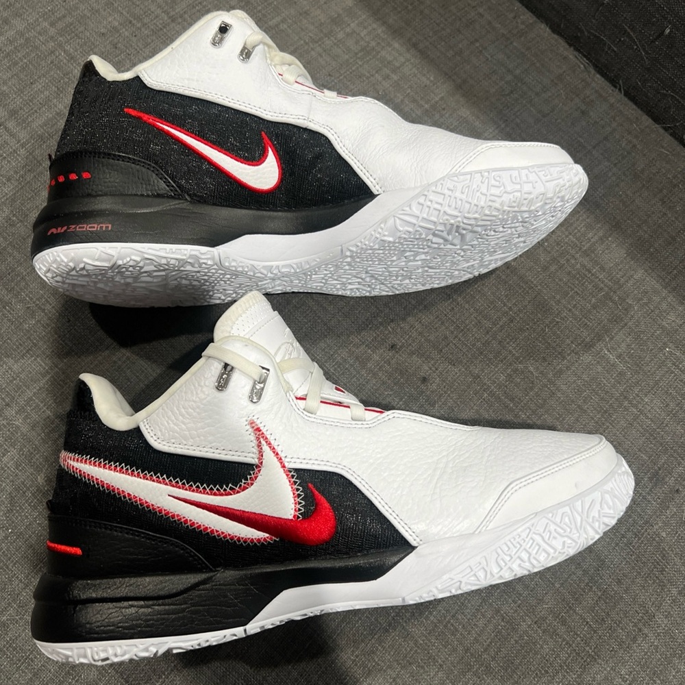 Nike LeBron Nxxt AMPD first games size 10